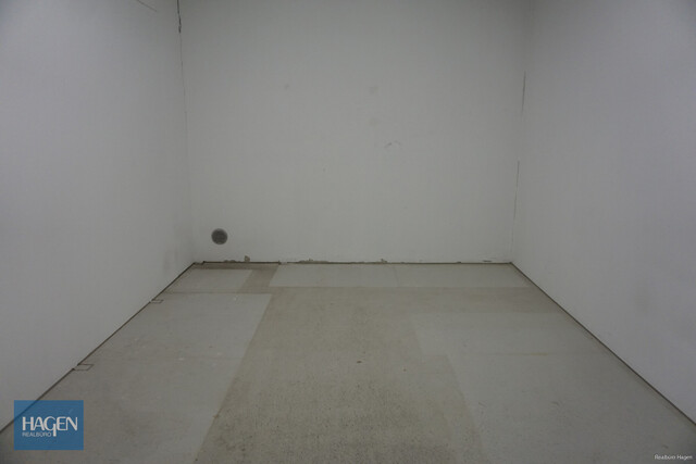 Großzügige Gewerbehalle mit Büroräume in Wolfurt zu vermieten!