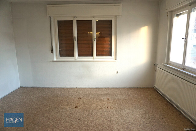 Großzügige Gewerbehalle mit Büroräume in Wolfurt zu vermieten!