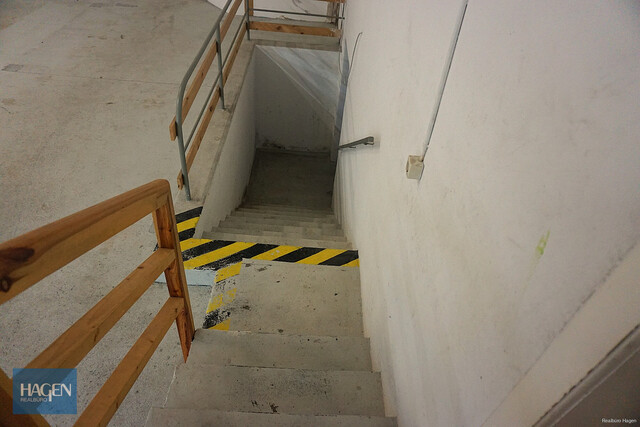 Großzügige Gewerbehalle mit Büroräume in Wolfurt zu vermieten!