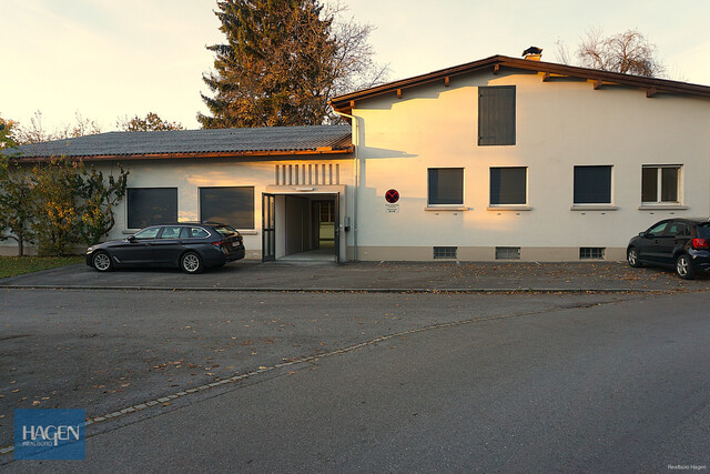 Großzügige Gewerbehalle mit Büroräume in Wolfurt zu vermieten!