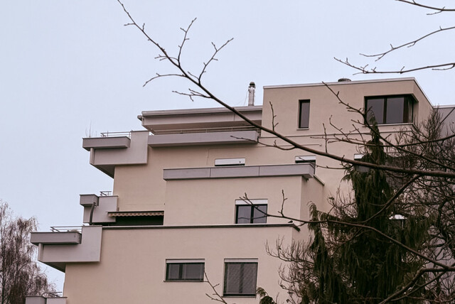 Sonnige Stadtwohnung mit Seesicht und grosser Terrasse, ruhig und zentral
