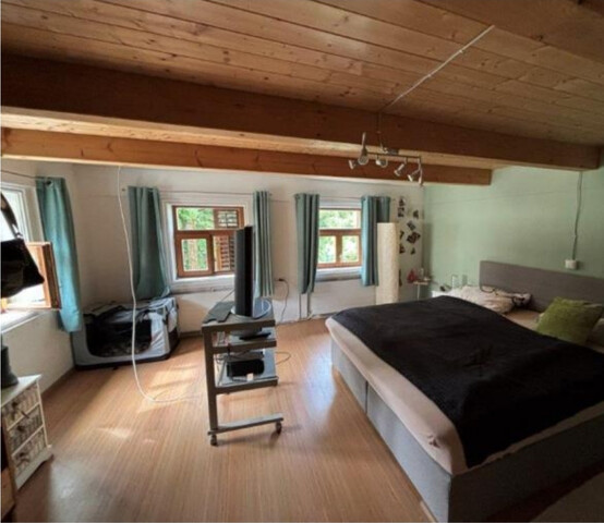 Gemütliches Haus mit Geschäftslokal im EG