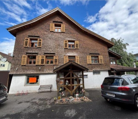 Gemütliches Haus mit Geschäftslokal im EG