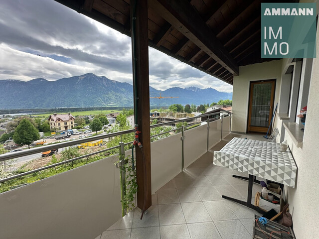 Wohnen mit Aussicht: Haus in sonniger Lage über dem Walgau