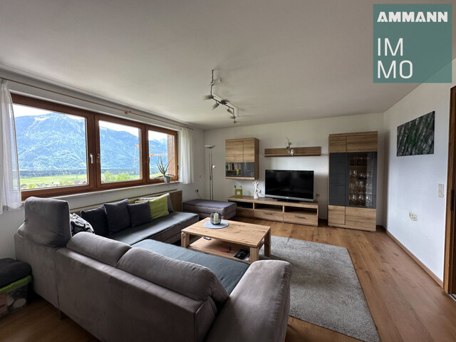 Wohnen mit Aussicht: Haus in sonniger Lage über dem Walgau