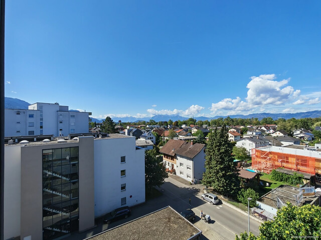 NEUER PREIS: Tolle 4,5-Zimmer-Wohnung mit 3 Balkonen & traumhaftem Bergblick in Dornbirn