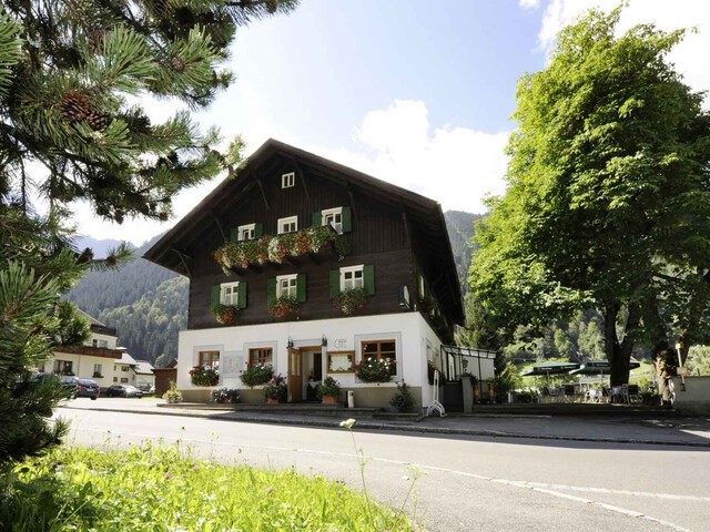 Pension mit Restaurant und Café in Skiliftnähe