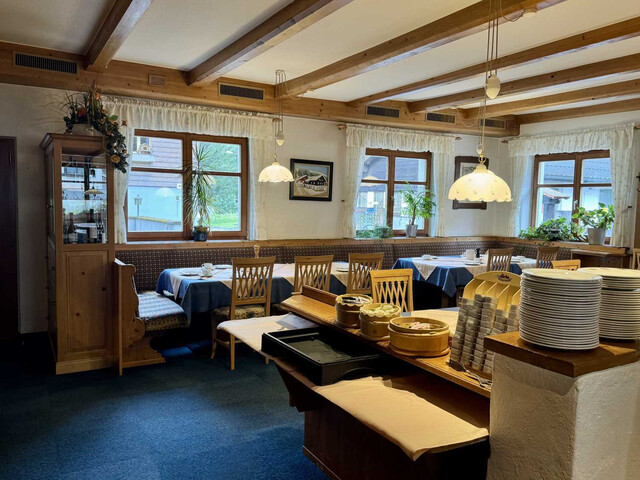 Pension mit Restaurant und Café in Skiliftnähe