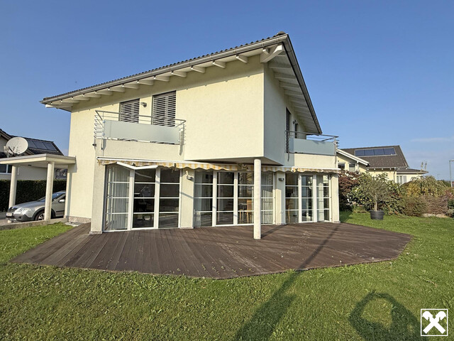 Unterkellertes Einfamilienhaus in Massivbauweise