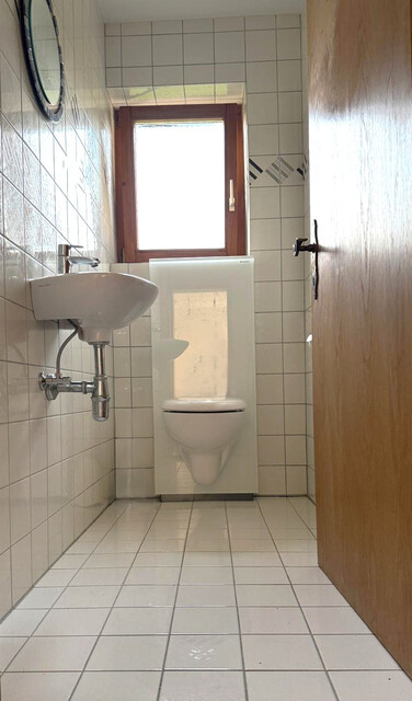 Erstbezug nach Sanierung: Großzügige 4-Zimmer-Wohnung in begehrter Lage 