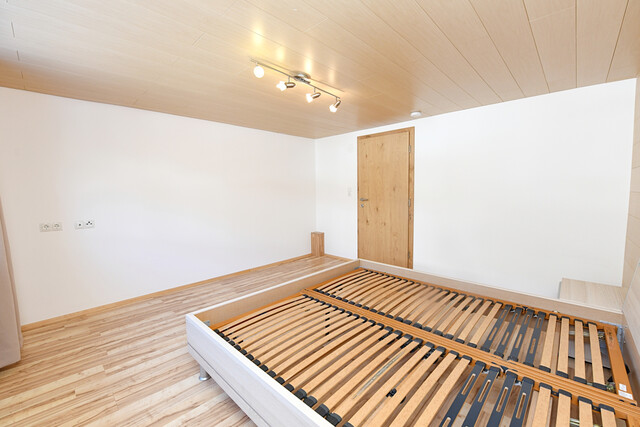 Alpiner Wohntraum: Helle 4- Zimmer Wohnung mit großer Terrasse