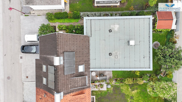 Doppelhaushälfte mit Atelier