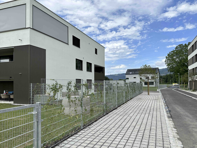 Neubau 3 Zi. Wohnung mit Terrasse und Extras in Top-Lage - OG