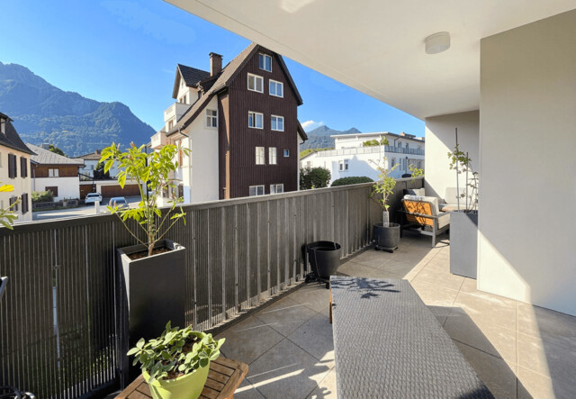 Stilvolles 2-Zimmer-Apartement wo Stadt und Berge sich treffen