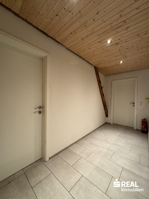 Wohnen wie im eigenen Haus - gemütliche Wohnung mit viel Freiraum!