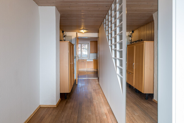 Haus mit schönem Garten samt Geschäftslokal zu verkaufen