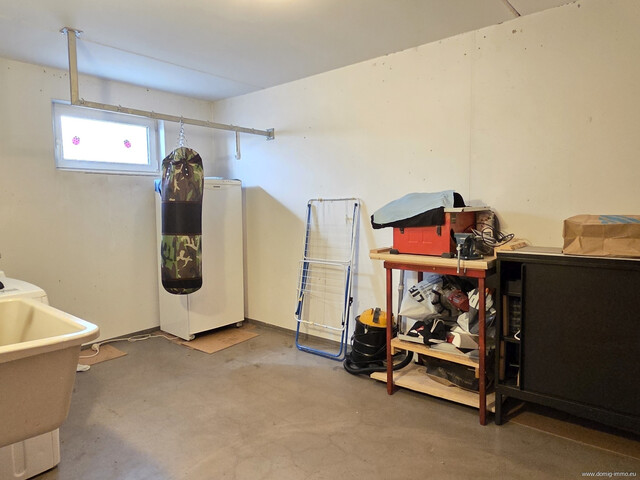 Schönes Eckreihenhaus mit großzügiger Wohnfläche, Keller und Garage im Herzen von Hohenems!
