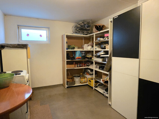 Schönes Eckreihenhaus mit großzügiger Wohnfläche, Keller und Garage im Herzen von Hohenems!