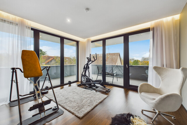 Exklusive Villa mit Indoor- & Outdoor-Pool, Smart-Home-Ausstattung und durchdachtem Raumkonzept