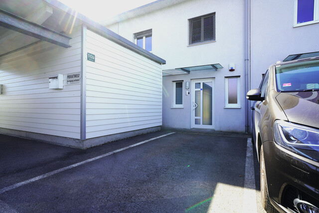 Modernes Reihenhaus, 4-Zimmer in Lustenau