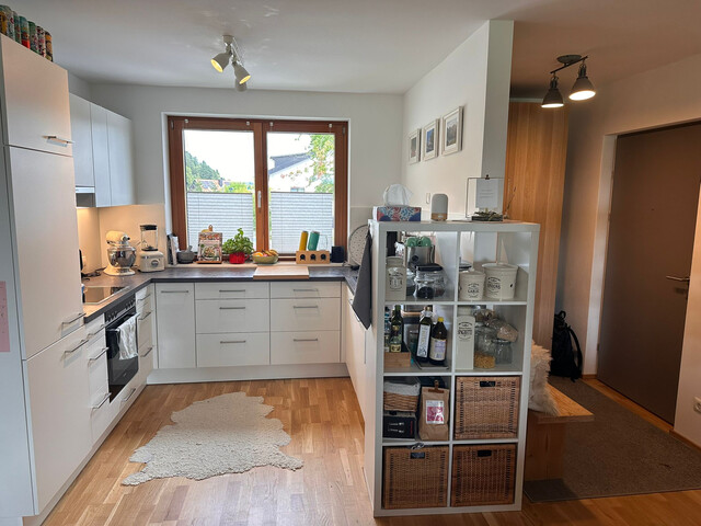 Helle 3-Zimmer-Wohnung mit Bergblick