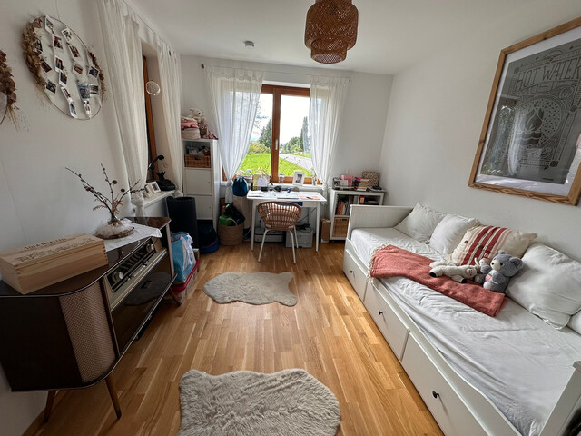 Helle 3-Zimmer-Wohnung mit Bergblick