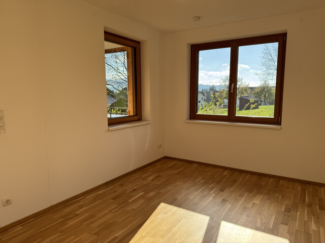 Helle 3-Zimmer-Wohnung mit Bergblick