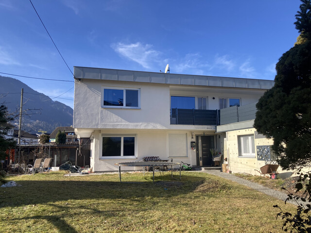 Großzügiges Wohnhaus mit 2 Einheiten und kleiner Einliegerwohnung