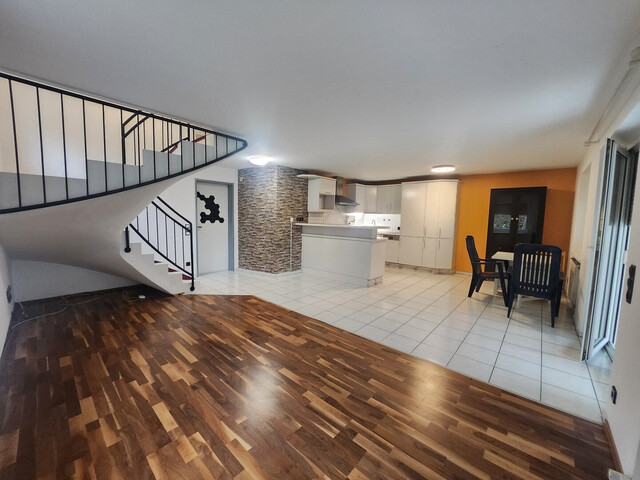 🏡 Stylisches Reihenhaus mit Garten & Wintergarten in Altach 🌿