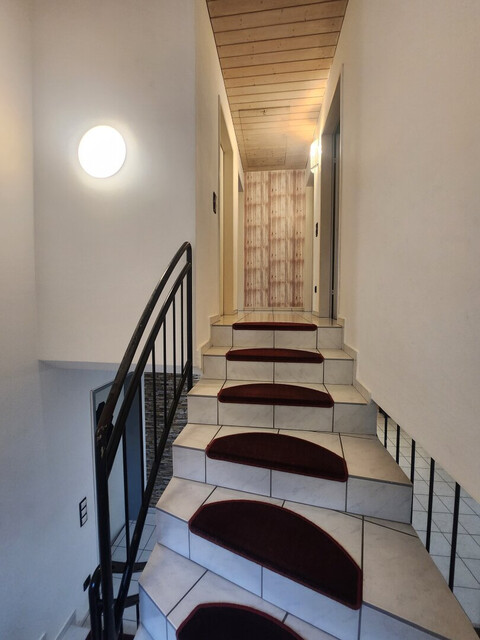 🏡 Stylisches Reihenhaus mit Garten & Wintergarten in Altach 🌿