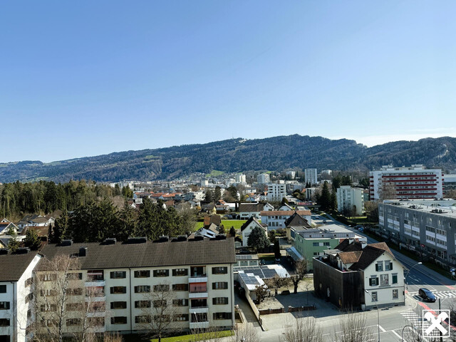 Große 4 Zimmerwohnung im 9. Obergeschoss mit Weitblick!
