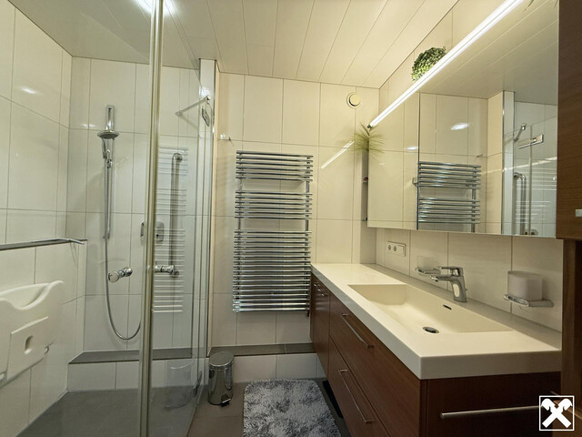 Große 4 Zimmerwohnung im 9. Obergeschoss mit Weitblick!