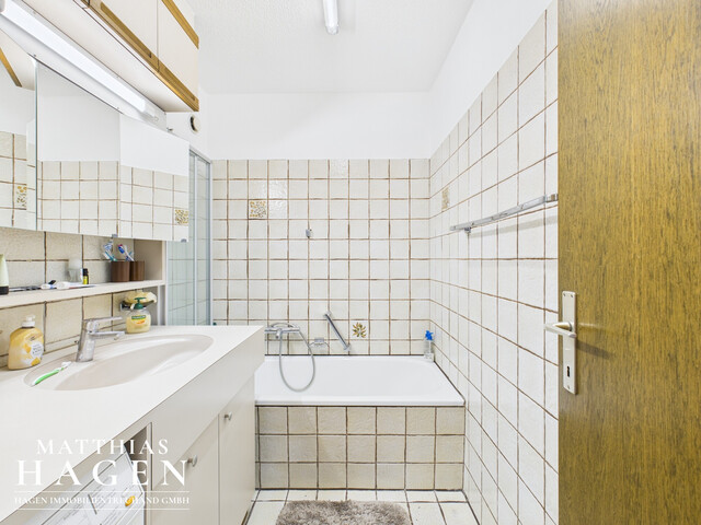 Viel Raum zum Wohlfühlen – 4-Zimmer-Wohnung mit Terrasse und Tiefgarage