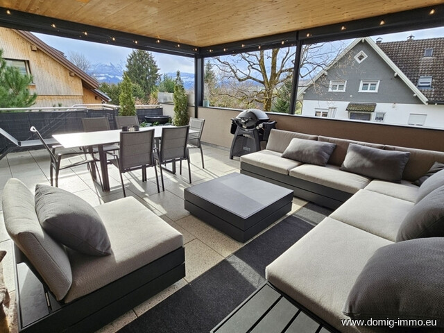 Stilvolles Einfamilienhaus mit großzügigem Raumangebot und separater Einliegerwohnung