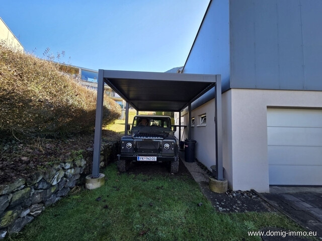 Stilvolles Einfamilienhaus mit großzügigem Raumangebot und separater Einliegerwohnung