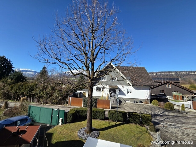 Stilvolles Einfamilienhaus mit großzügigem Raumangebot und separater Einliegerwohnung