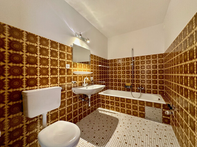 ohne Provision -  besonders geräumige 1,5 Zimmer Wohnung in zentraler Lage