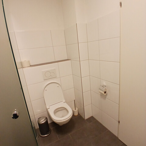 Renovierte 2-Zimmer-Wohnung mit Balkon in Top-Lage!