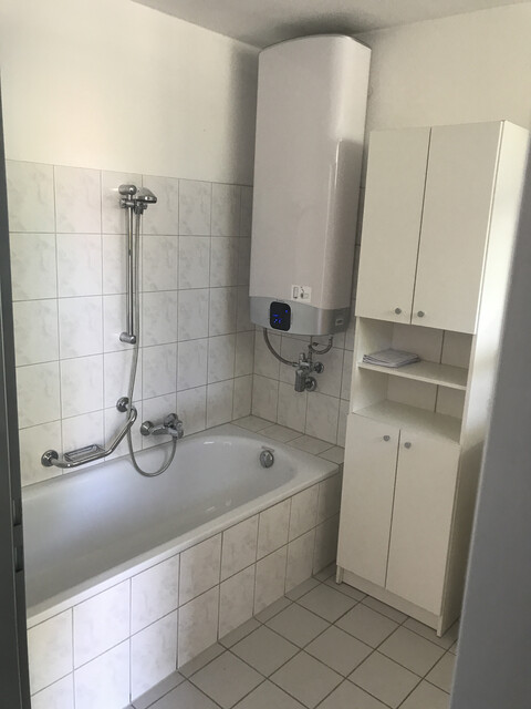 Wohnen nahe am See: Helle 2-Zimmer-Wohnung mit XL-Loggia in Hard (ab 01.10.2026)