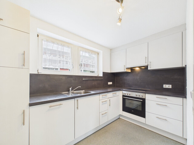 Charmante 2-Zimmer-Wohnung mit verglaster Loggia und Tiefgaragenplatz in Bregenz