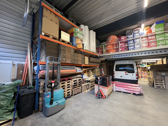 INTERESSANTES INVESTMENT IN BLUDENZ