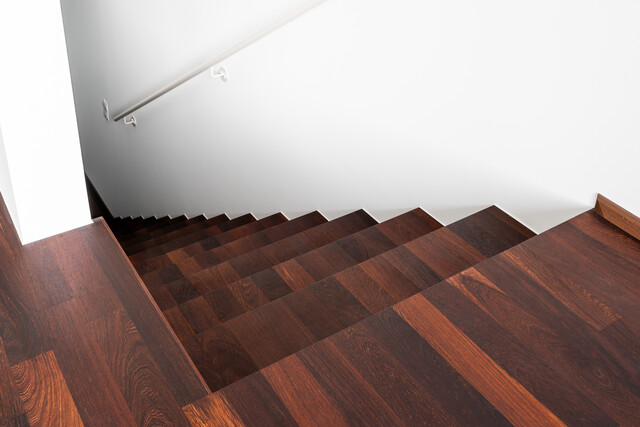 MIETE: 4-Zimmer-Dachgeschosswohnung mit Seeblick  in Lochau