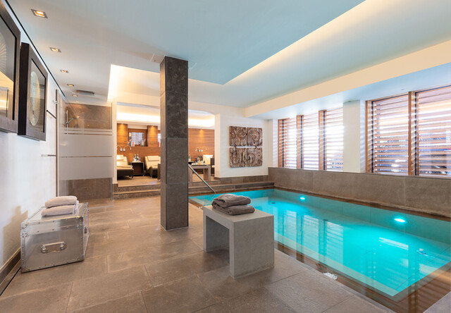 Ferientraum im schneesicheren Zürs!