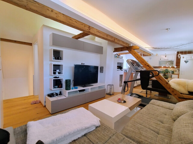 3-Zimmer-Wohnung mit Sonnen Terrasse in Göfis' schönster Ruhelage – viel Charme & Charakter