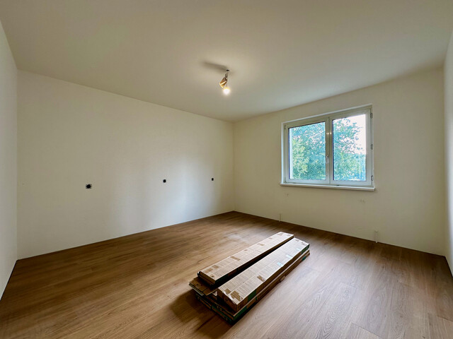 "ohne Provision" Erstbezug nach Komplettrenovierung moderne 3,5 Zimmer Whg. mit Balkon