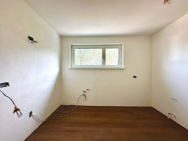 "ohne Provision" Erstbezug nach Komplettrenovierung moderne 3,5 Zimmer Whg. mit Balkon