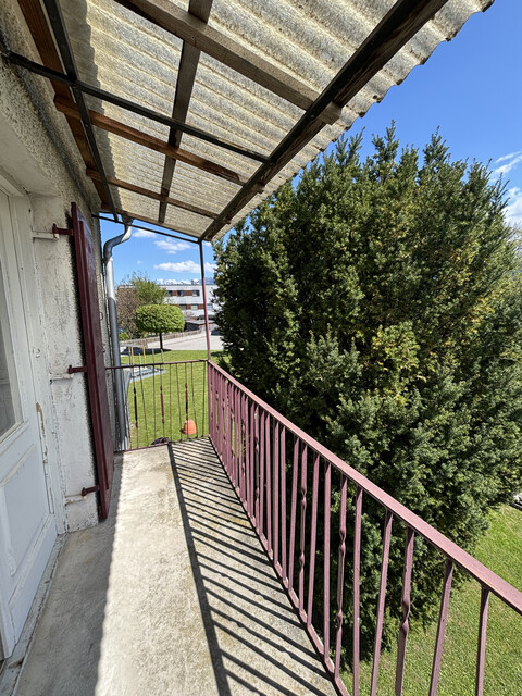 "ohne Provision" geräumige, helle 4,5 Zimmer Wohnung mit Garten u Balkon