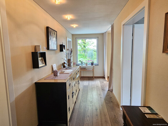 Einzigartiges Wohn- und Seminarhaus in Dornbirn mit großem Grundstück, Schwimmteich und Spa-Bereich!