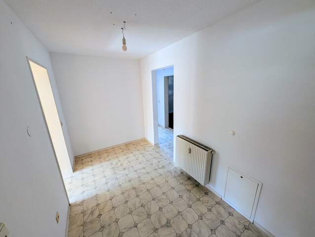 Helle 3,5-Zimmer-Dachgeschosswohnung mit Loggia, Tiefgarage und Top-Raumaufteilung in Kennelbach
