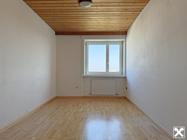 Großzügige, helle Wohnung im 9. OG mit Weitblick!